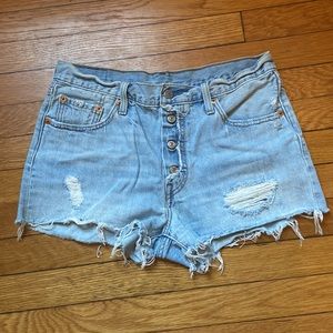 Levi’s Light Wash Womens Denim Jean Shorts